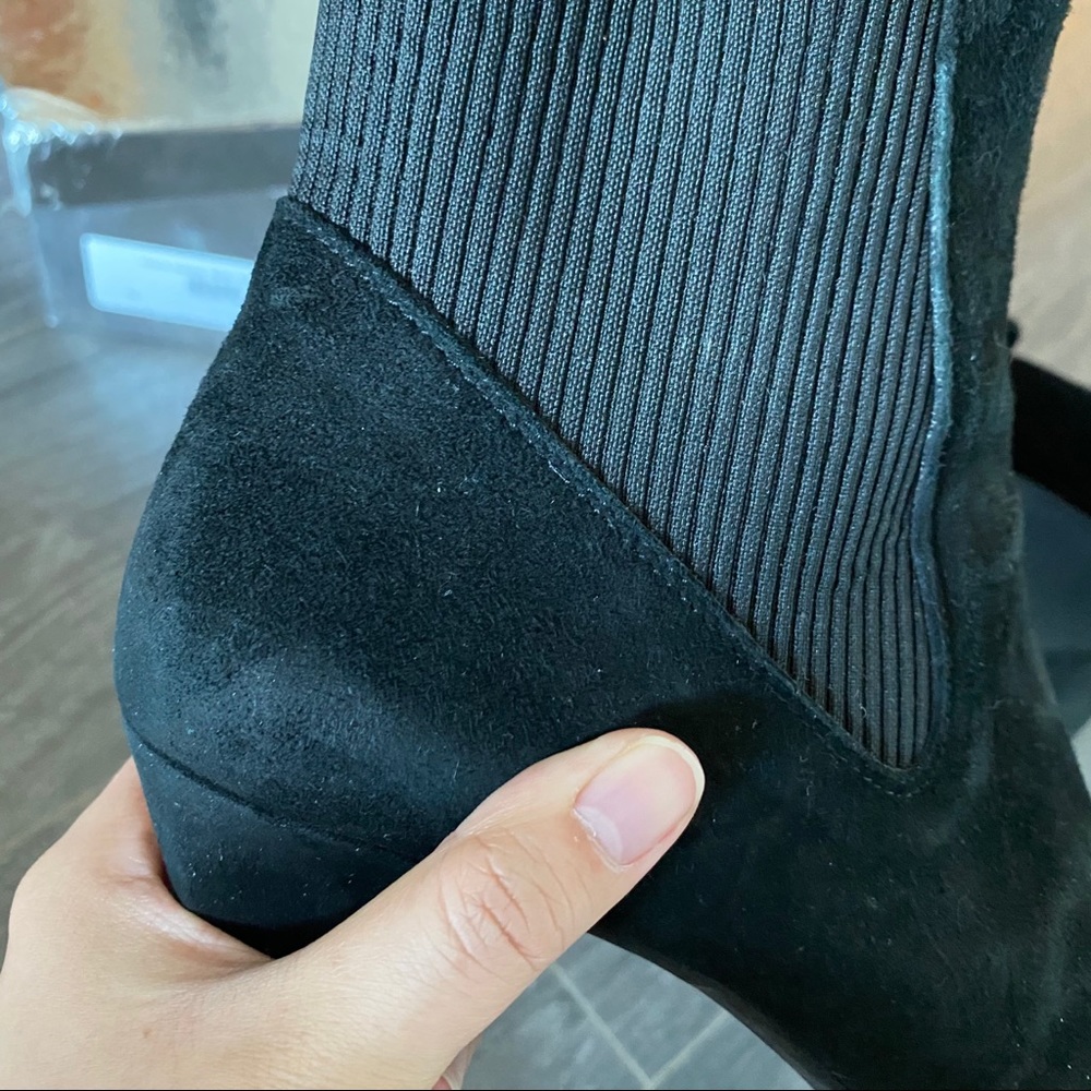 Pas de Rouge Boot - Picture 3 of 5